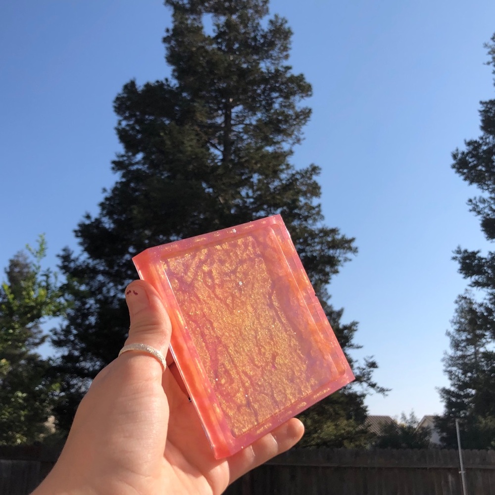 Resin coaster - Picture 2 of 2